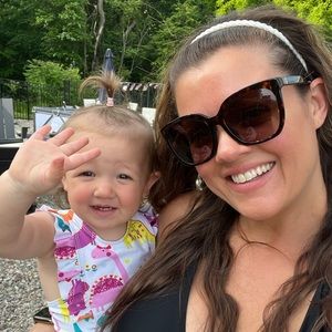 Meet your Posher, Rachel